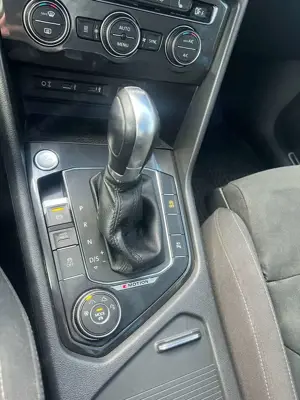 Volkswagen Tiguan Tiguan 2.0 TDI SCR 4Motion (BlueMotion Techn.) DSG Bild 4