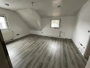Nette 3-Zimmer-Dachgeschosswohnung ca. 54qm Bild 4
