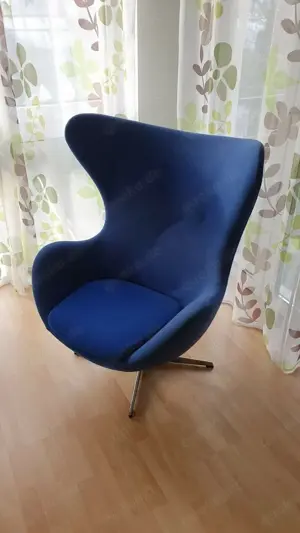 Egg Chair von Fritz Hansen, technisch einwandfrei, Stoff in blau