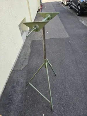 Teleskop Stativ aus Stahl 