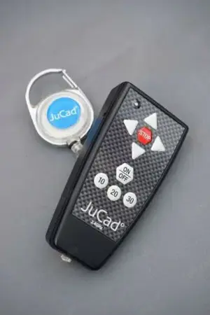 JuCad Golf Racing Elektro-Caddy Carbon m. Schirm & Fernbedienung