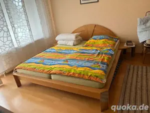 Schönes Bett 1.80x2.0 m. mit matratze und latterost+lieferung.