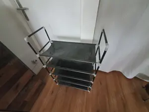 Kompakte Schuhregale 