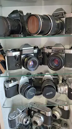 Alte analoge Kameras aus Sammlung Bild 4