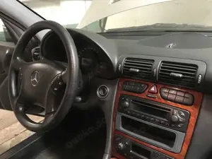 Mercedes-Benz C 180 C-Klasse Classic Bild 4
