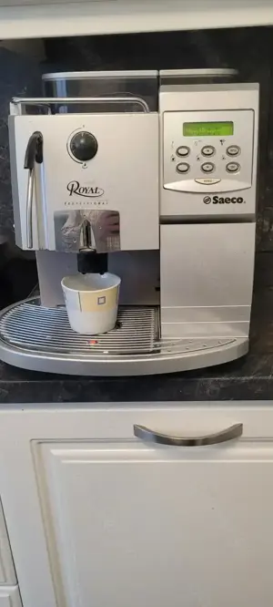 Kaffeemaschine Saego Kaffeevollautomat.