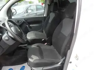 Renault Kangoo Kasten  dCi 90 mit Regal Bild 2