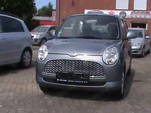 Daihatsu Trevis 1.0 Bild 3