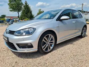 Volkswagen Golf VII Lim. Cup BMT, R-Line Ausstattung