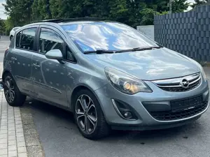 Opel Corsa Active ( 1,7 )Panorama/ Voll Ausstattung