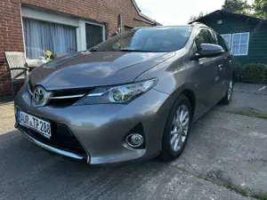 Toyota Auris 1.6 Valvematic Touring Sports Life