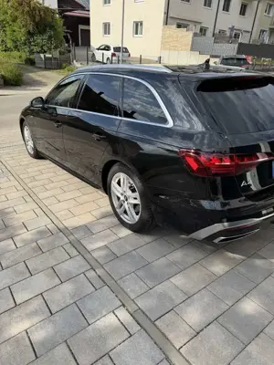 Audi A4 A4 Avant 35 TFSI S tronic S line Bild 3