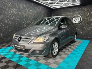 Mercedes-Benz B 200 B -Klasse PDC V/H /NAV/AC