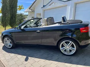 Audi Cabriolet Audi A3 Attraction 2.0 TDI Automatik Sitzheizung Bild 2