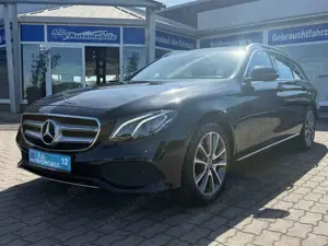 Mercedes-Benz E 200 T 4Matic Avangarde/NAVI/Kamera/AHK