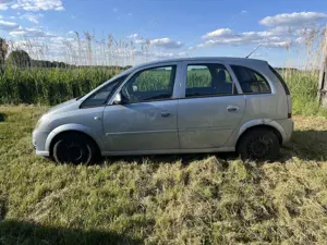 Opel Meriva 1.4 Bild 2