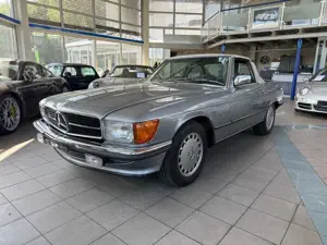 Mercedes-Benz SL 560 560 SL   R107 Bild 1