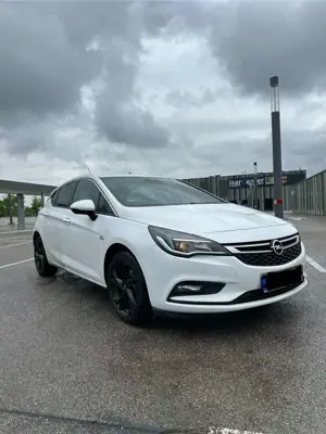 Opel Astra Dynamic
