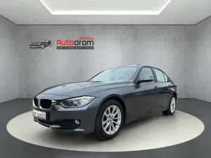 BMW 320 d Navi Klimaautomatik 8-fach Bereift Bi-Xenon