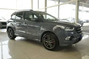 Ford Kuga 2.0TDCi 180PS Aut.4x4 Vollausstattung!
