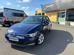 Volkswagen Golf VIII 2.0 TDI DSG Style DCC PANO*STHZG*IQ-LIGHT*...