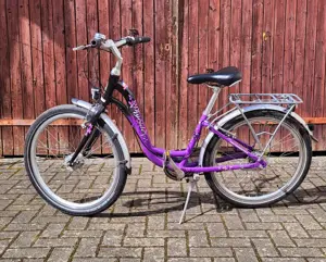 Mädchen Fahrrad 
