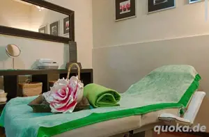 Eine Massage entspannt Ihre Sinne und trägt dazu bei, Ängste und Anspannungen abzubauen.