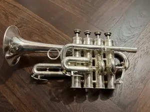 Selmer Piccolo Trompete inkl. Koffer & Zubehör   Neuwertig