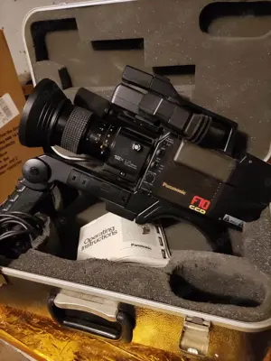 Semi-Professionelle Farb-Videokamera Panasonic WVP-F10E für qualitätsbegeisterte Liebhaber