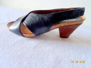 Schicke Damen Sandale mit Absatz Gr. 6 G