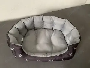 Hunde- Katzenbett, neuwertig