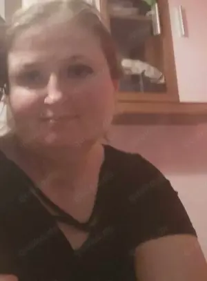 Cam2Cam Mit Molliger (leicht devoter Frau), BJ Cam2Cam Mit Ihm zusammen (Nur) gegen Bezahlung Bild 2
