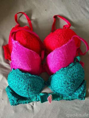 Bunte BHs versch. Größen 