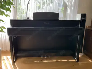Yamaha e Piano CLP635B