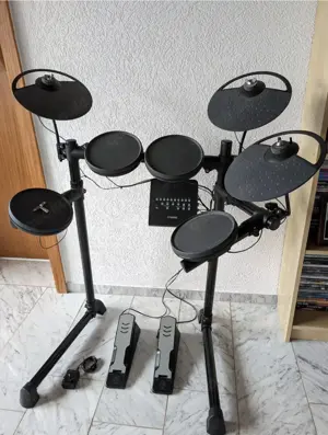 Yamaha DTX400K E-Schlagzeug 