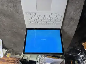 Microsoft Surface Book 2