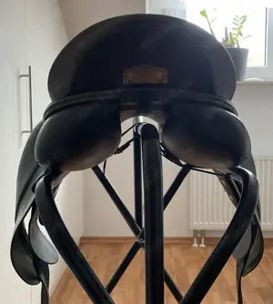 Dressursattel Albion, sehr gepflegt Bild 3