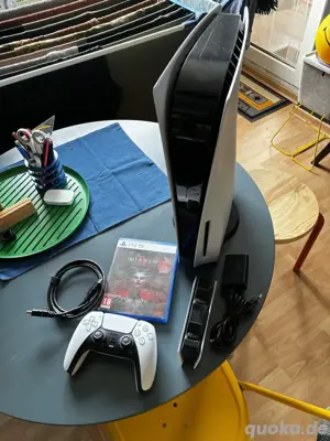 PS5 Sony spielkonsole, Zubehör : Disc player + kontrollern + kopförer + Disc spiele und OVP 