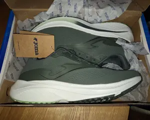 Joma Running Sneaker Laufschuh Nagelneu Gr.42