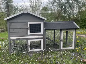 Hasenstall mit Zubehör (gebraucht)