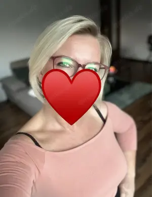 Online Beziehung mit Blonder Milf aus Leipzig