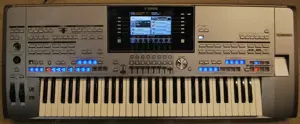 YAMAHA TYROS 5   61-Tasten-E-Keyboard und Musik-Arranger