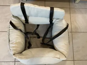 Autositz für kleine Hunde