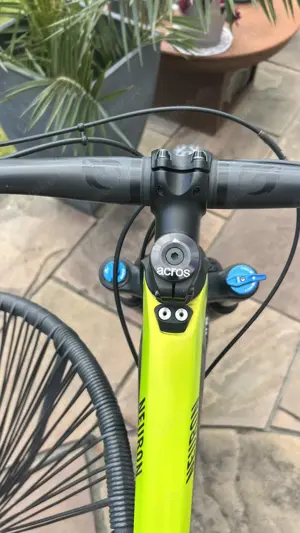 Fully Canyon Neuron CF9 
