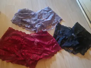 Getragene Feinstrumpfhose oder Slips Bild 4