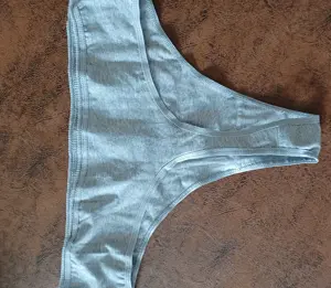 Frisch eingetragener Sporty Slip ...