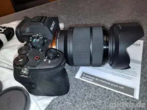 Sony Alpha A7 IV 33 MP 4K 28 mm f 70 mm Vollformat-Spiegellose Kamera, Schwarz. Anzahl der Blenden: 