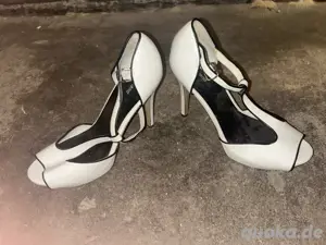 Hackenschuh High Heels Bild 2