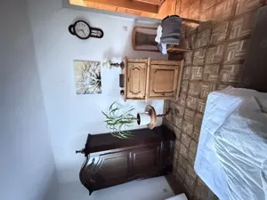 wunderschöner Kleiderschrank Gründerzeitart
