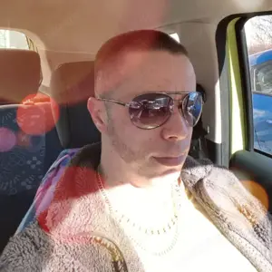 M40 aus Berlin sucht reifere gern ältere oma Hausfrau Berlin umg